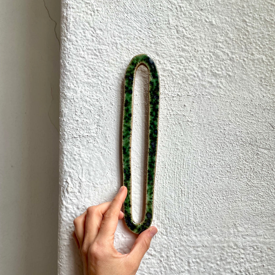 Ceramic Wall Loop